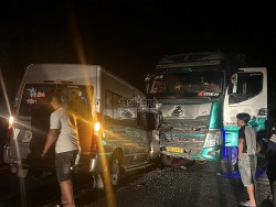 Kon Tum: 2 vụ tai nạn giao thông liên tiếp, một người tử vong