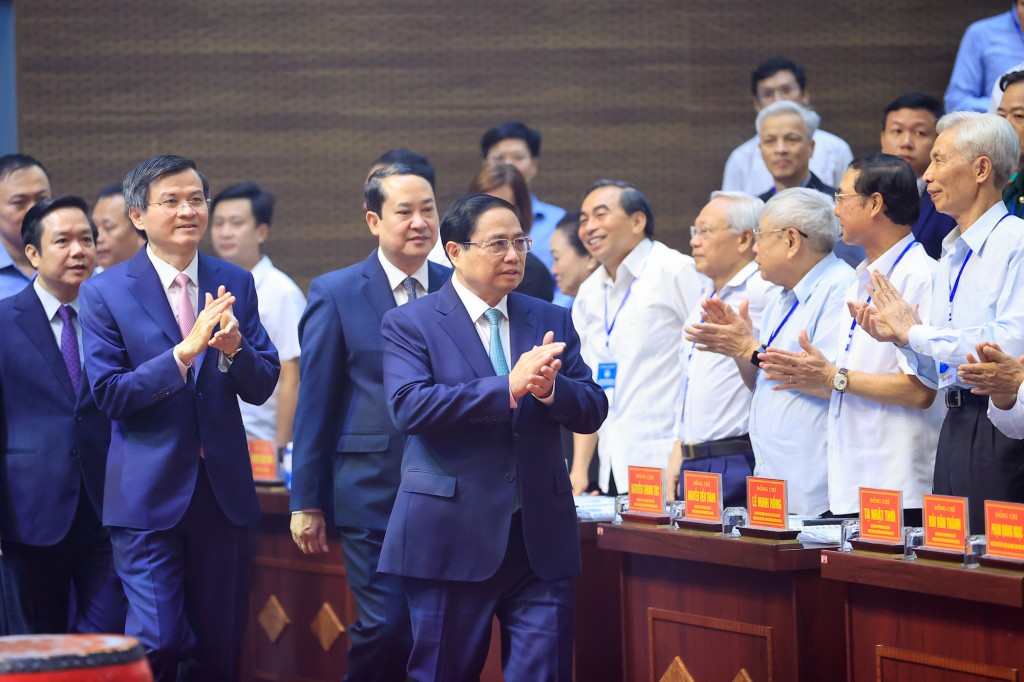 Thủ tướng Chính phủ Phạm Minh Chính dự hội nghị công bố Quy hoạch tỉnh Ninh Bình thời kỳ 2021 - 2030, tầm nhìn đến năm 2050 - Ảnh: VGP/Nhật Bắc