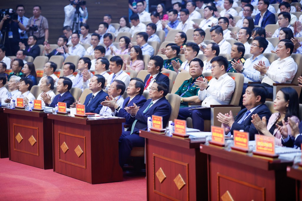 Thủ tướng Chính phủ Phạm Minh Chính và các đại biểu dự Hội nghị - Ảnh: VGP/Nhật Bắc