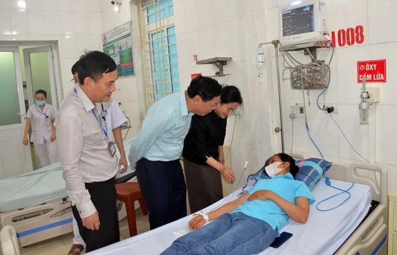 Yên Thành (Nghệ An): Sau bữa ăn trưa, hơn 70 công nhân nhập viện