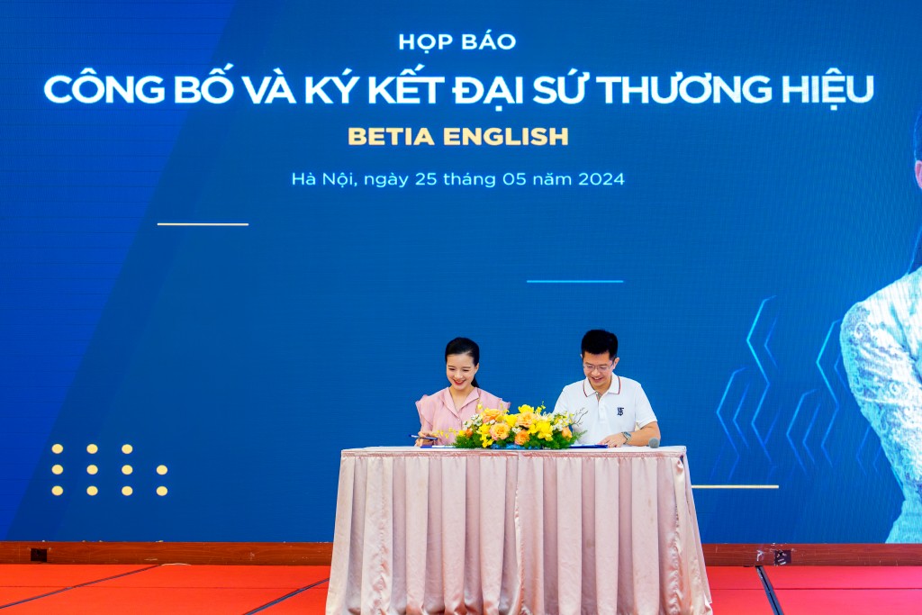 Bà Nguyễn Minh Trang chính thức trở thành đại sứ thương hiệu của Betia English