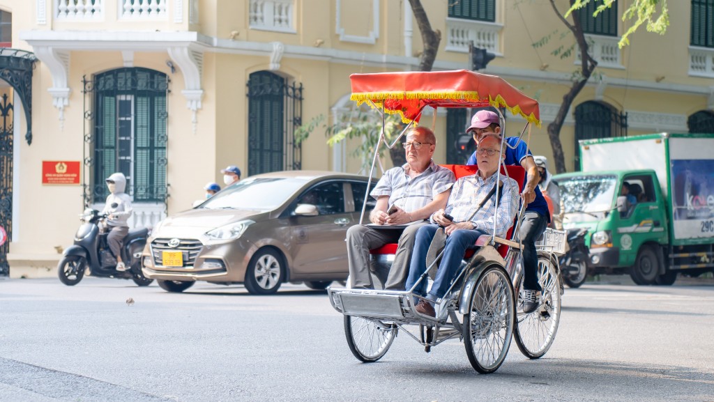 Bài 4: Lấy văn hóa làm nền tảng để phát triển du lịch