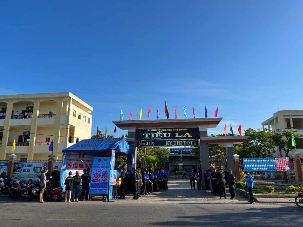 Điểm thi Trường THPT Tiểu La, huyện Thăng Bình được bảo vệ nghiêm ngặt trong kỳ thi tốt nghiệp THPT năm 2023 (Ảnh: quangnam.gov.vn)