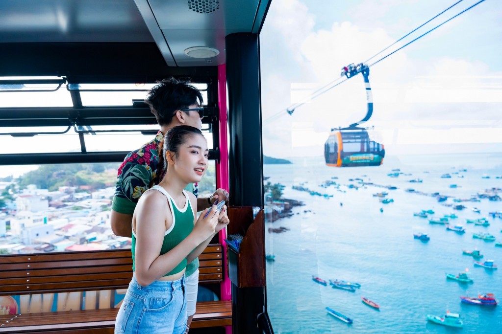 Cáp treo Hòn Thơm - Cáp treo 3 dây dài nhất thế giới đưa du khách ngắm trọn biển trời nam Phú Quốc từ trên cao