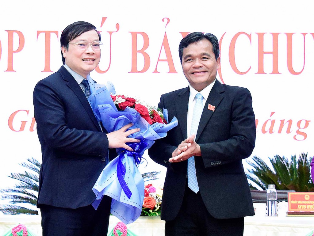 Chủ tịch UBND tỉnh Gia Lai giữ chức Thứ trưởng Bộ Nội vụ