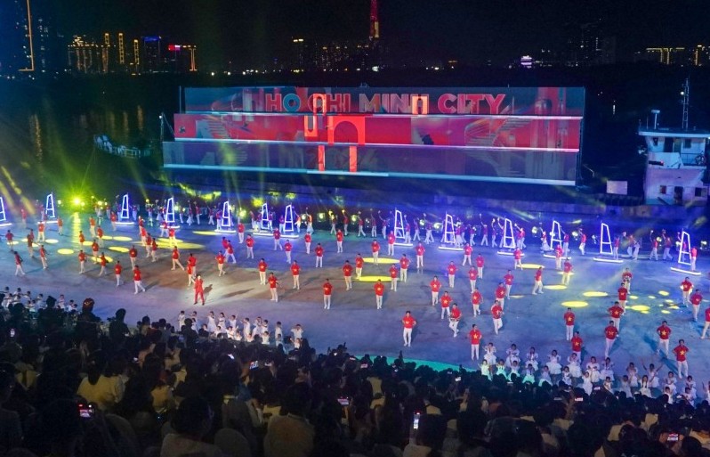 Tưng bừng Lễ hội Sông nước TP Hồ Chí Minh lần thứ 2