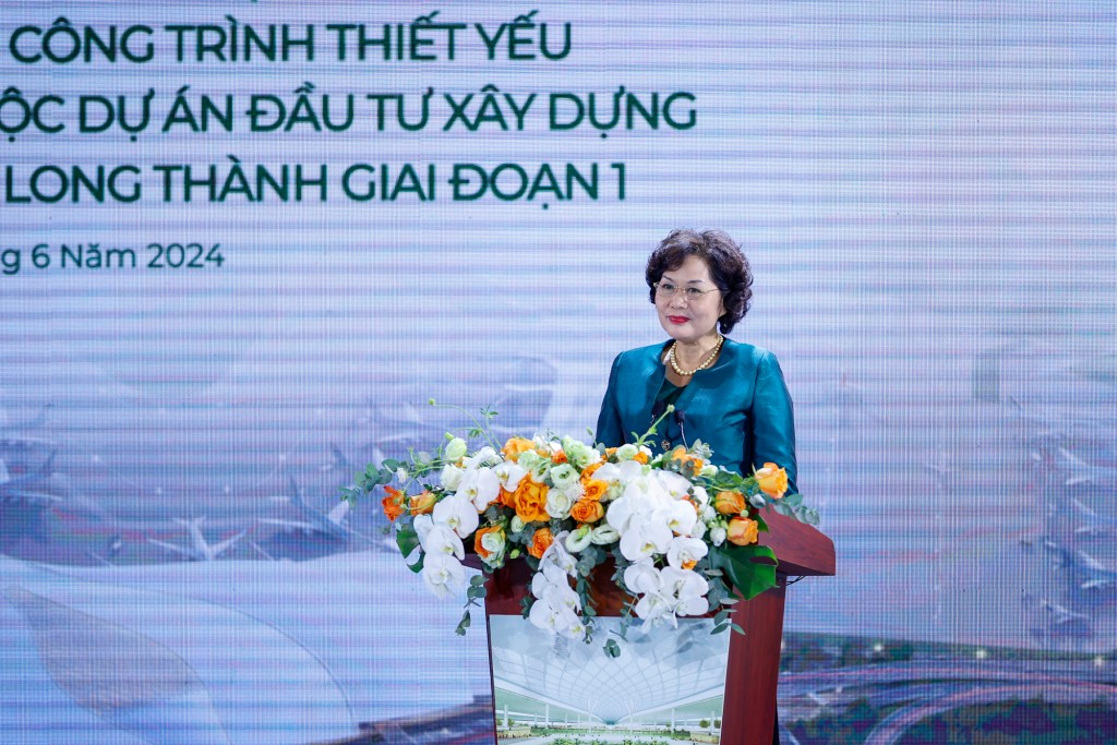 Thống đốc Ngân hàng Nhà nước Việt Nam Nguyễn Thị Hồng phát biểu tại lễ ký kết - Ảnh: VGP/Nhật Bắc