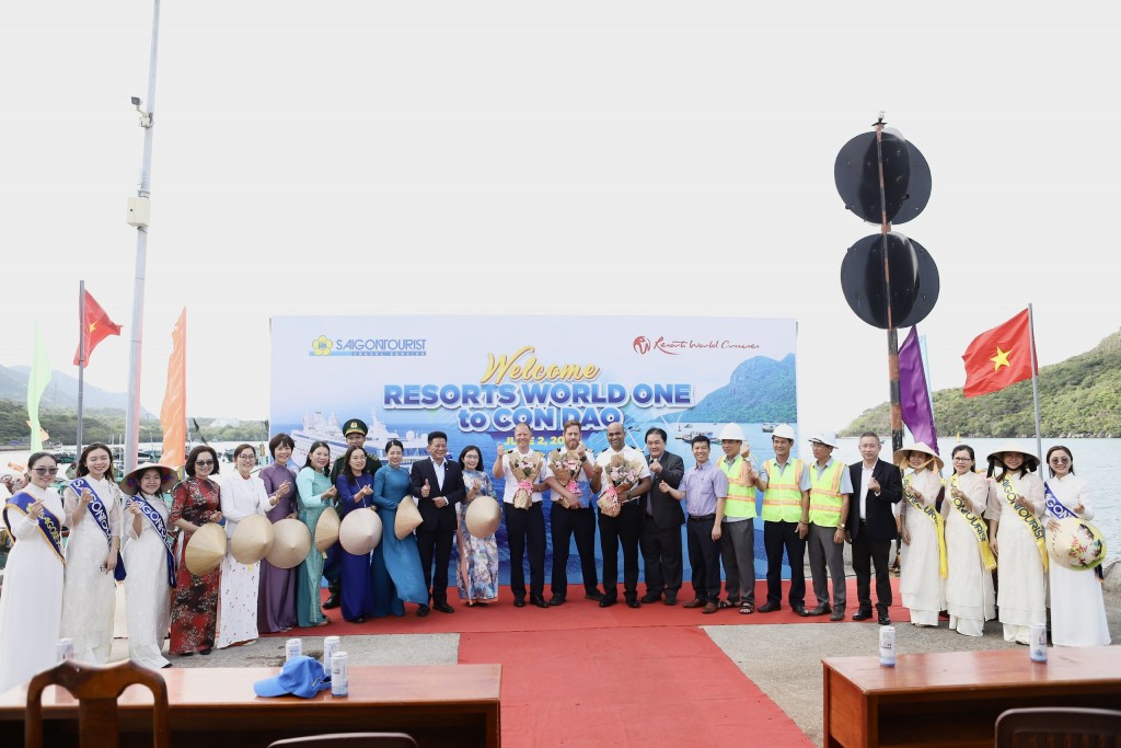 Chủ tịch Tập đoàn Resorts World Cruises cho biết việc chọn Côn Đảo làm điểm đến trong hành trình nhằm mang đến cho du khách quốc tế những trải nghiệm độc đáo và cơ hội khám phá những điểm đến hoang sơ nhất Việt Nam.