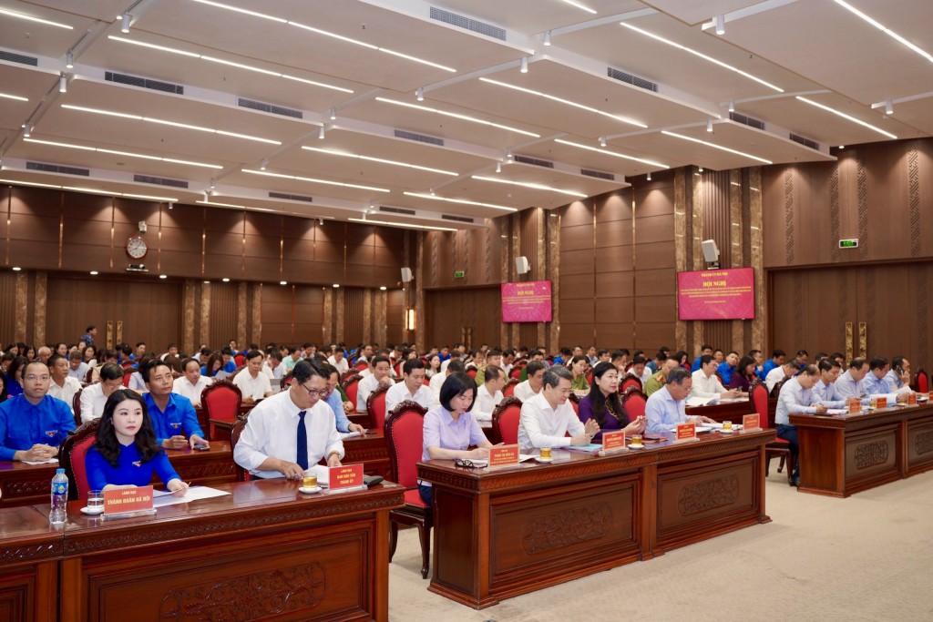 Các đại biểu tham dự Hội nghị tổng kết 15 năm thực hiện Nghị quyết số 25
