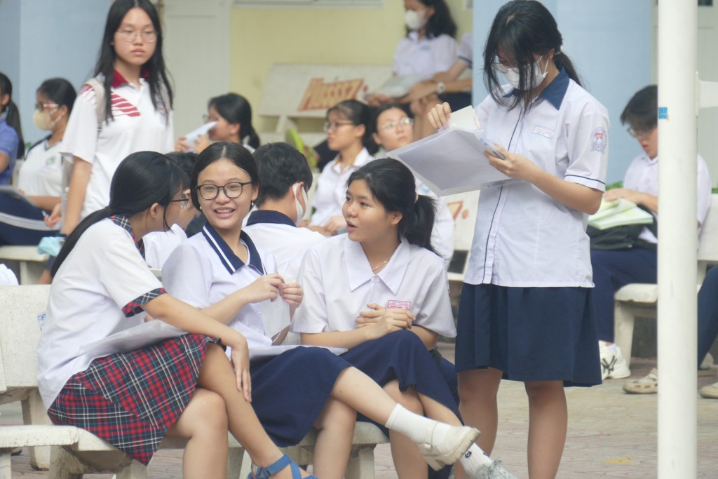 Phần lớn các em đều trong tâm lý thoải mái, tự tin Phần lớn các em đều trong tâm lý thoải mái, tự tin