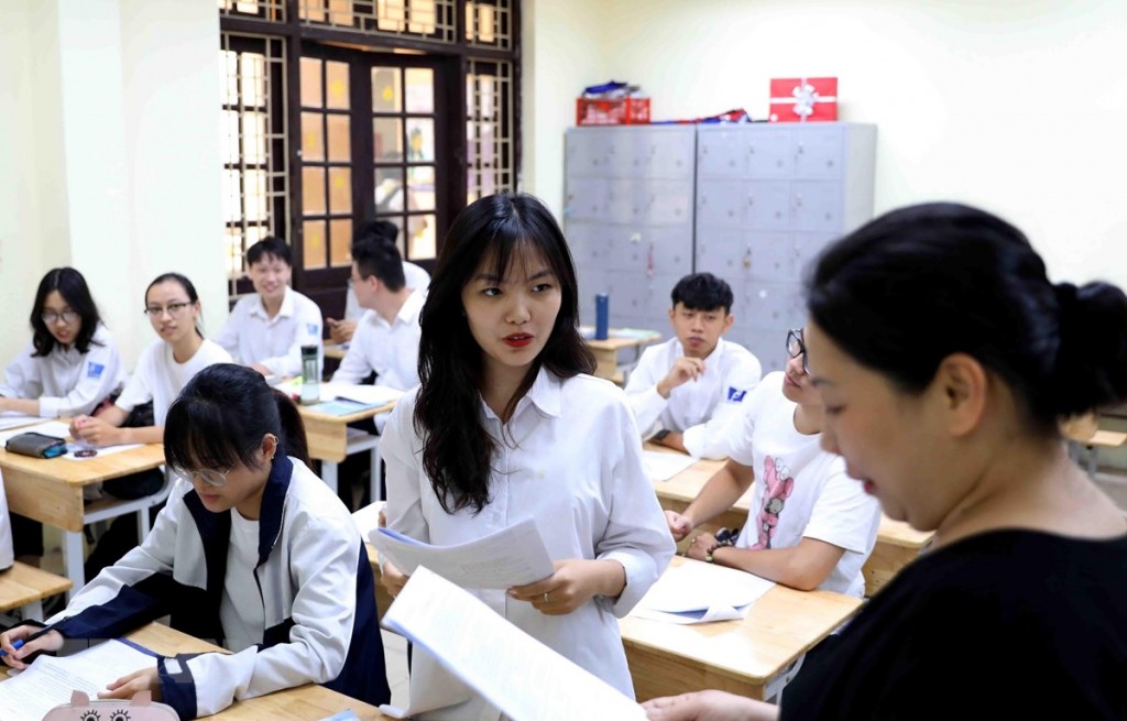 Hơn 106.000 thí sinh Hà Nội làm thủ tục dự thi vào lớp 10