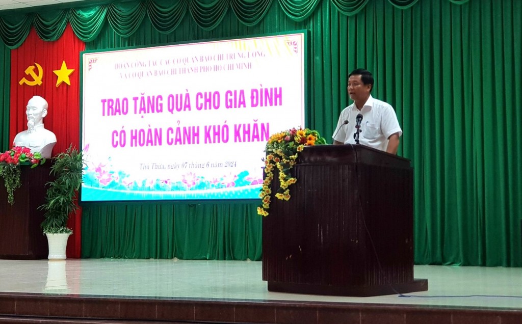 Phan Văn Tới - Ủy viên Ban Thường vụ Huyện ủy, Phó Chủ tịch UBND huyện Thủ Thừa