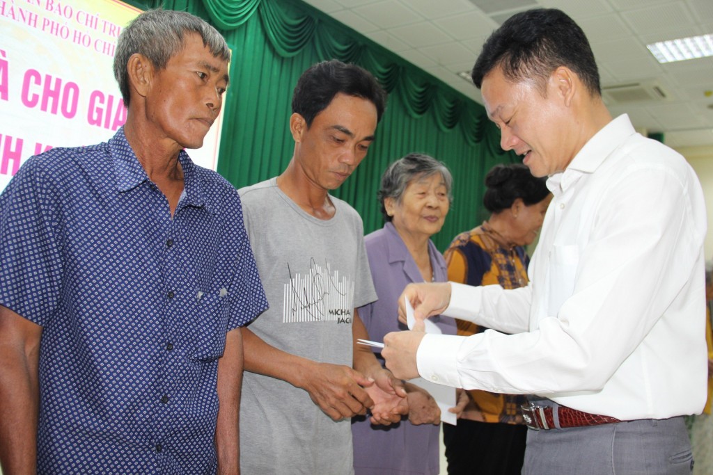 đồng chí: Nguyễn Huy Ngọc - Vụ trưởng, Trưởng Cơ quan Thường trực khu vực Miền Nam - Ban Tuyên giáo Trung ương