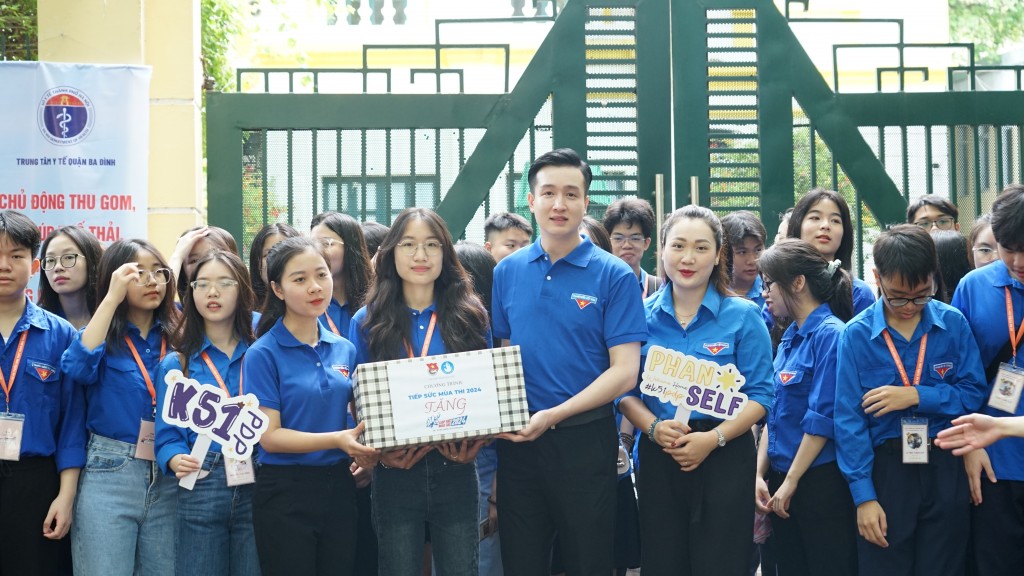 Chu đáo, tỉ mỉ Chu đáo, tỉ mỉ