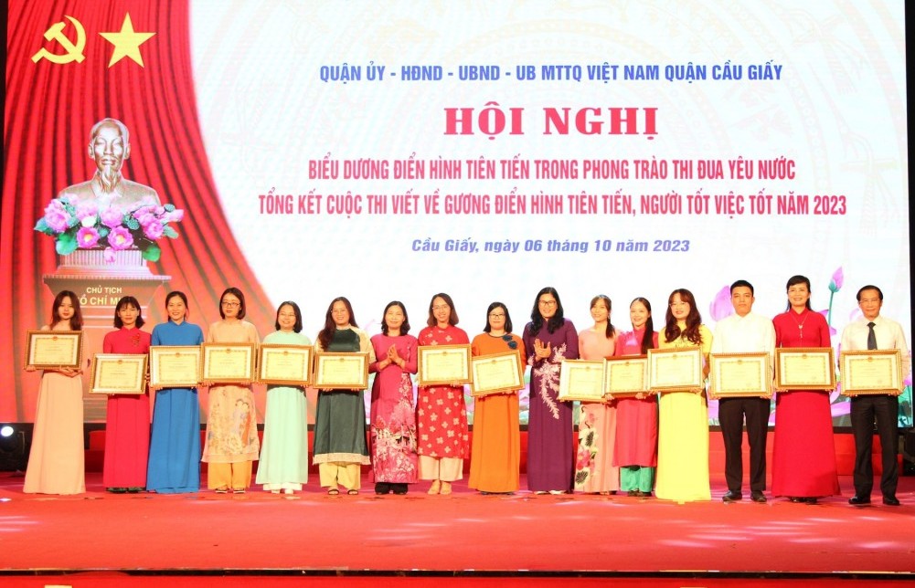 Tặng danh hiệu “Người tốt, việc tốt” cho 179 cá nhân