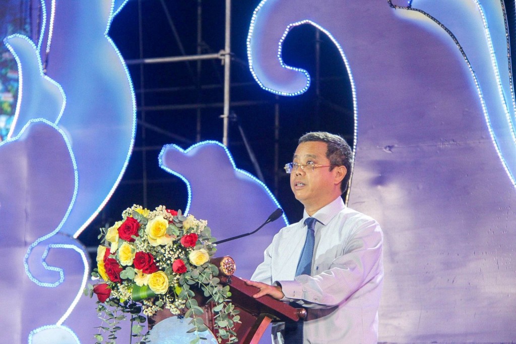 Phó Cục trưởng Cục Du lịch Quốc gia Việt Nam Nguyễn Lê Phúc phát biểu tại chương trình. (Ảnh: binhdinh.gov.vn)