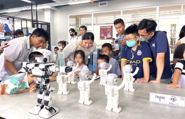 Phát động cuộc thi “Robo G 2024” với chủ đề “Khám phá AI” trên toàn quốc