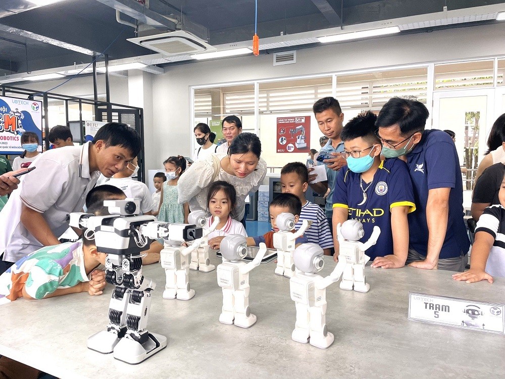 Cuộc thi “Robo G 2024” trên toàn quốc với chủ đề “Khám phá AI”