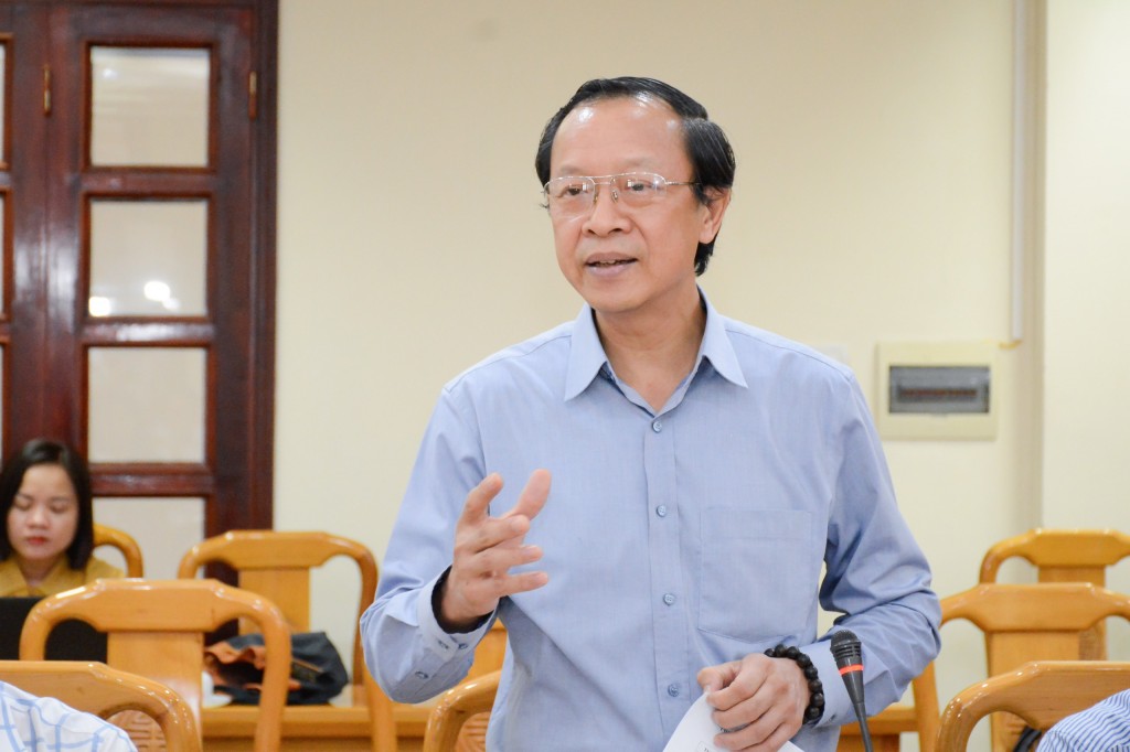 Thứ trưởng Bộ GDĐT Phạm Ngọc Thưởng phát biểu tại buổi làm việc với UBND tỉnh Hà Tĩnh.jpg