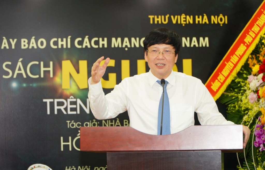 “Người trên đường đời” thấm đẫm nghĩa tình của nhà báo Hồ Quang Lợi
