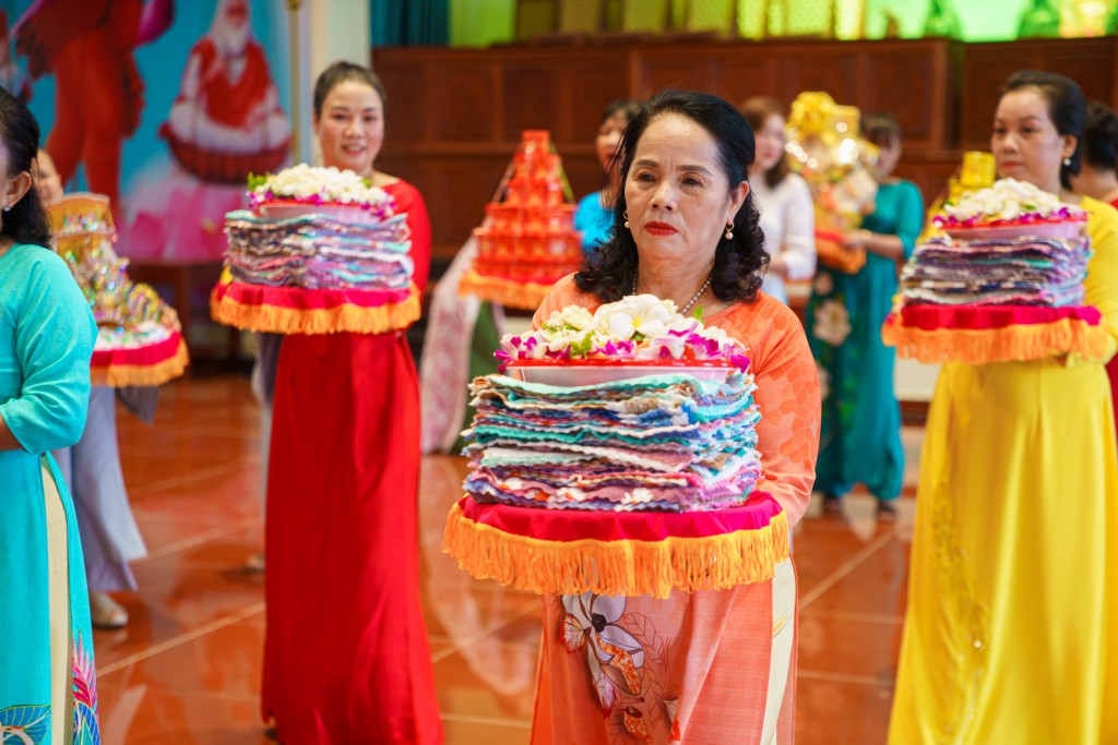 Núi Bà Đen đón kỷ lục 100.000 lượt khách về dự Lễ vía Bà Linh Sơn Thánh Mẫu