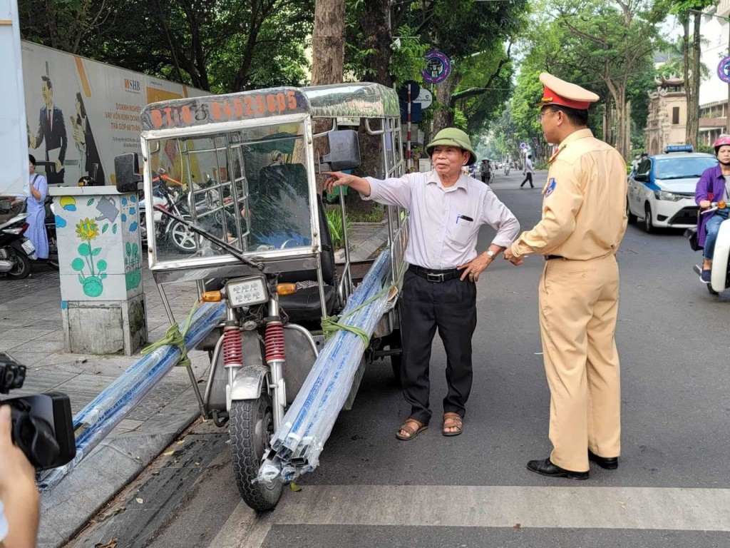 Tình trạng vi phạm giao thông giảm hẳn nhờ tổ công tác 