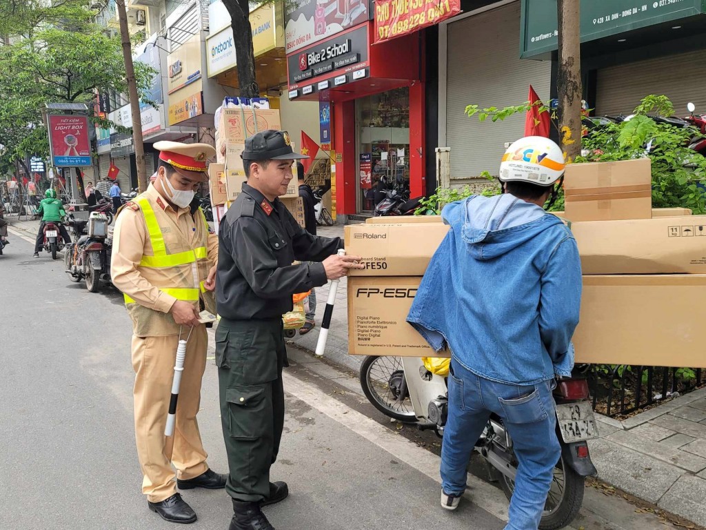 Tình trạng vi phạm giao thông giảm hẳn nhờ tổ công tác 