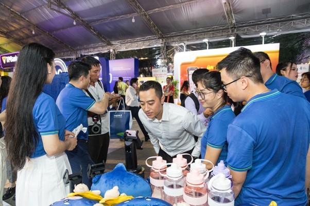 Phó Thủ tướng trải nghiệm thanh toán không dùng tiền mặt của NAPAS Phó Thủ tướng trải nghiệm thanh toán không dùng tiền mặt của NAPAS