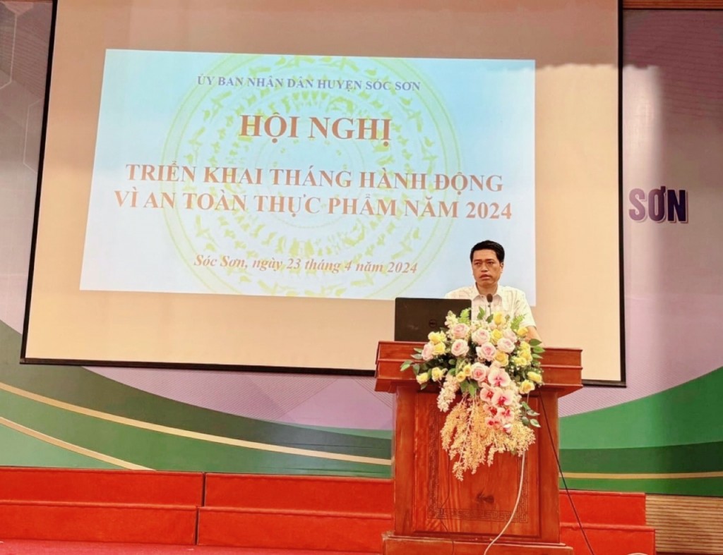 Phó Chủ tịch UBND huyện Sóc Sơn Hồ Việt Hùng phát biểu chỉ đạo tại hội nghị