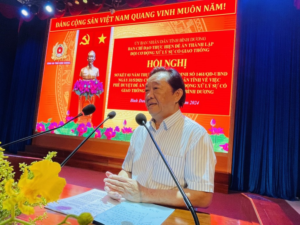 Ông Nguyễn Hoàng Thao, Phó Bí thư Thường trực Tỉnh uỷ phát biểu chỉ đạo tại hội nghị.