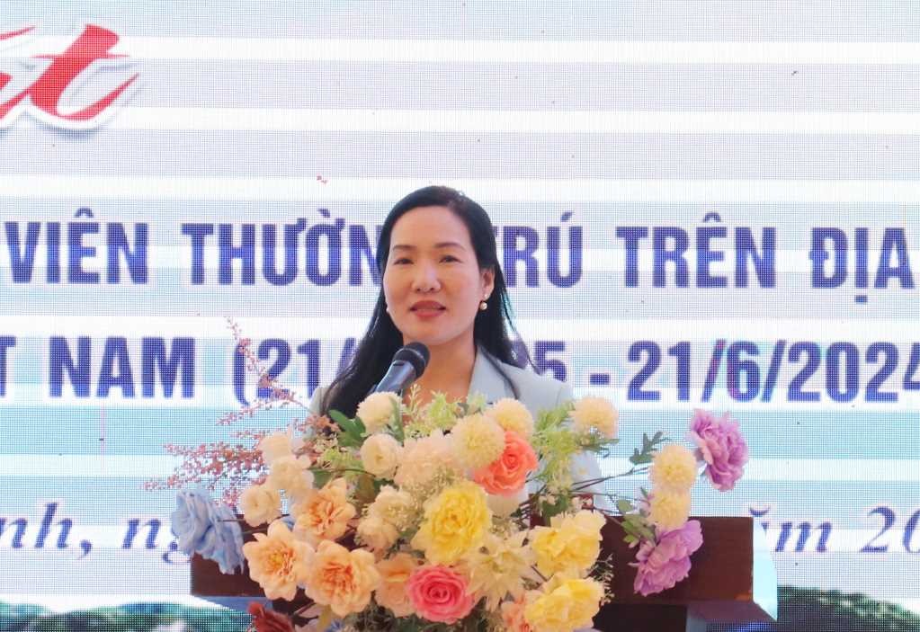 Đồng chí Nguyễn Thị Hạnh, Phó Chủ tịch UBND tỉnh phát biểu tại buổi gặp mặt.
