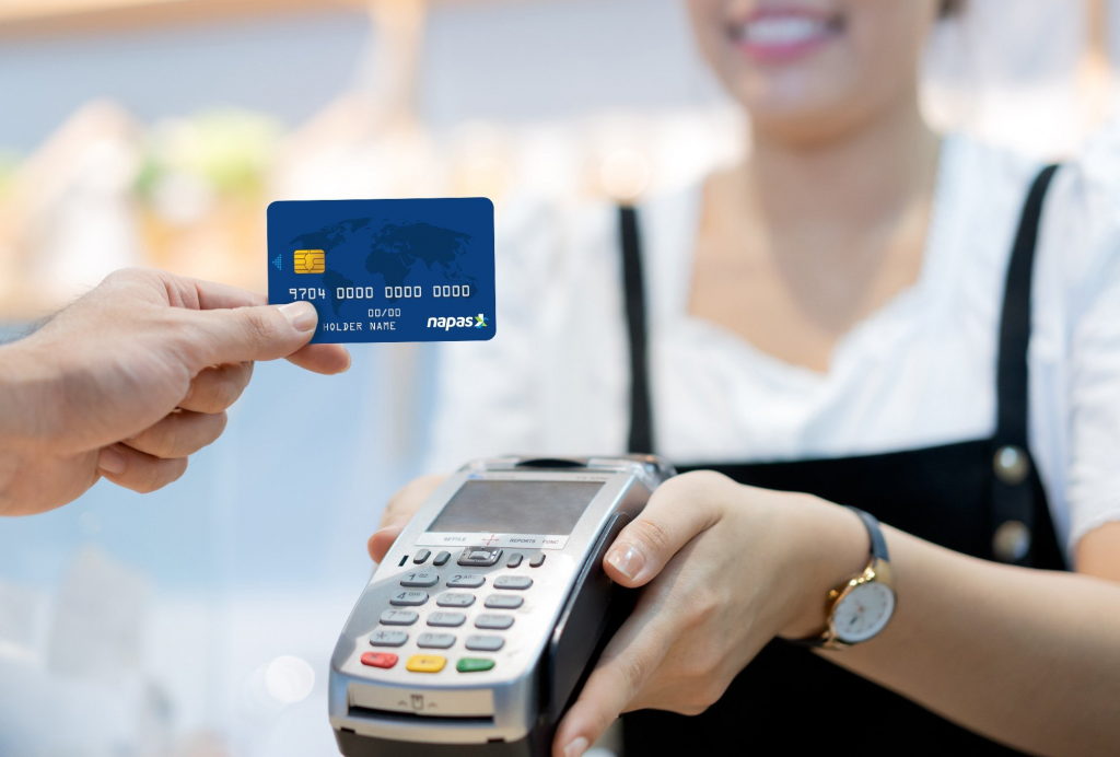 Thẻ ATM không chỉ dùng để rút tiền