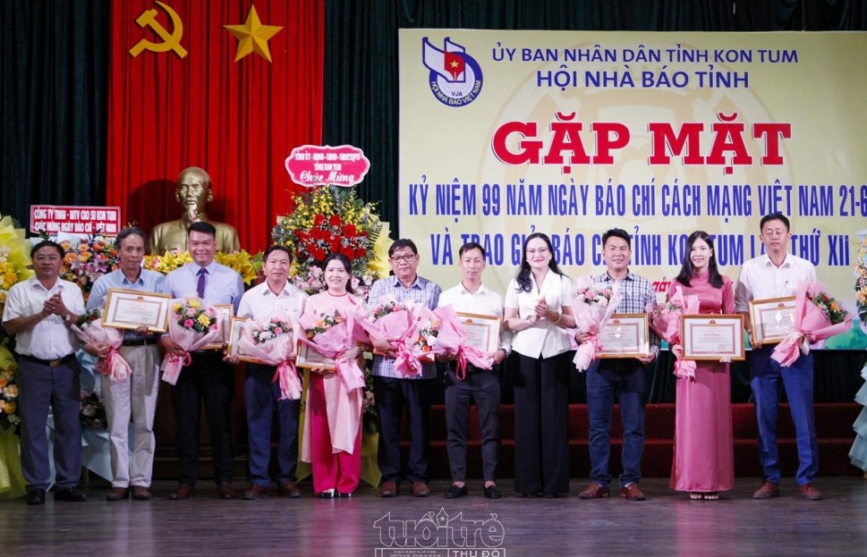 Báo Tuổi trẻ Thủ đô đạt 2 giải Báo chí tỉnh Kon Tum