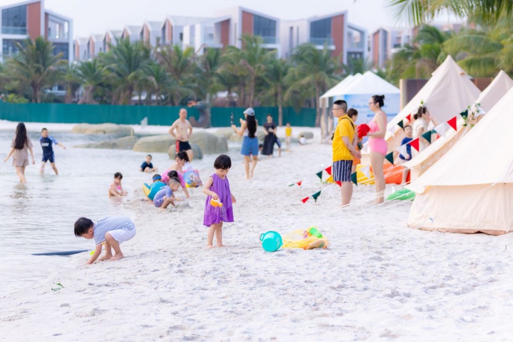 Với cộng đồng cư dân đa dạng văn hóa, “Trại hè Quốc tế Ocean Youth Camp 2024” sẽ là sân chơi ý nghĩa cho cư dân nhí của Vinhomes
