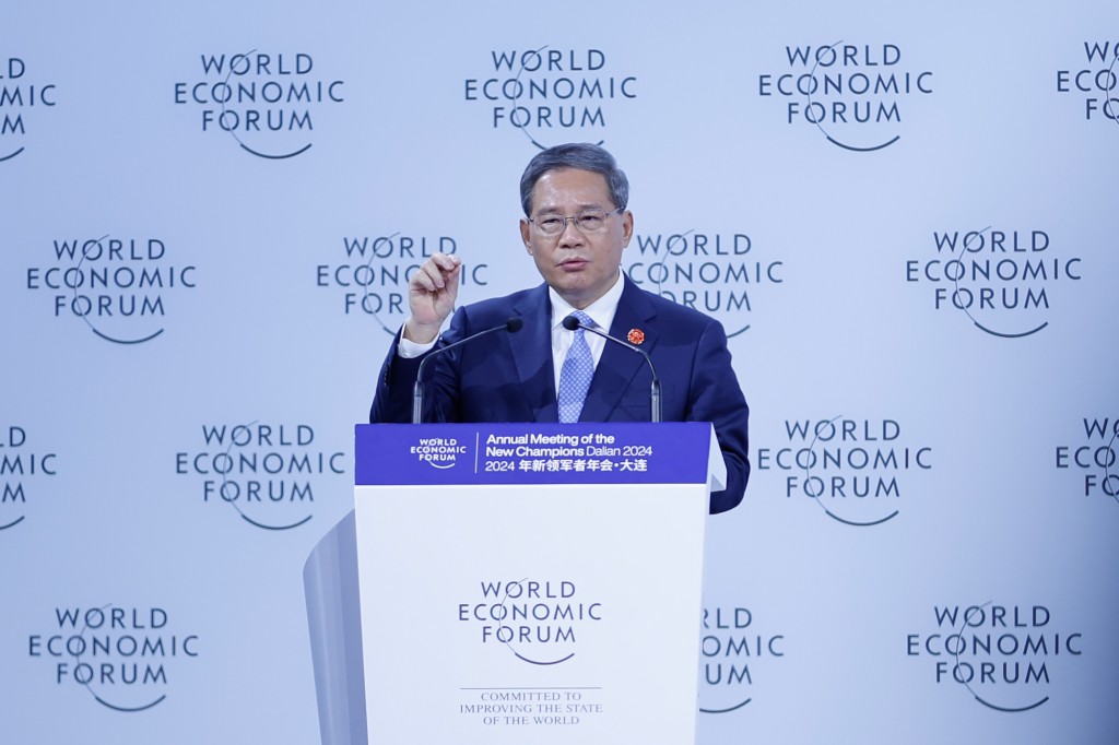 Thủ tướng Lý Cường nhấn mạnh Trung Quốc tiếp tục ưu tiên phát triển công nghệ cao để tạo động lực mới cho tăng trưởng, kêu gọi thúc đẩy hợp tác giữa các quốc gia - Ảnh: VGP/Nhật Bắc