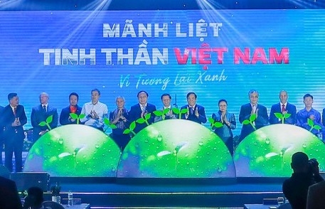 Vingroup phát động chiến dịch "Mãnh liệt Tinh thần Việt Nam - Vì Tương lai Xanh"