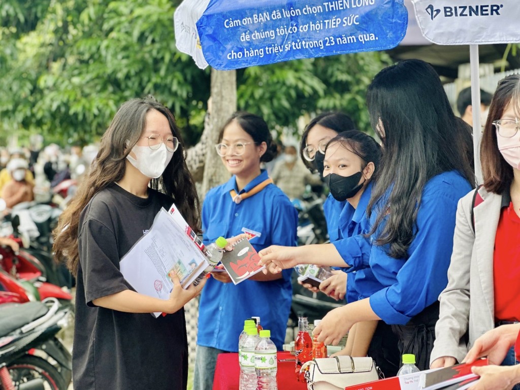 Sáng nay 27/6, hơn 13.000 thí sinh ở Đà Nẵng bước vào kỳ thi tốt nghiệp THPT 2024 với môn thi đầu tiên là Ngữ văn