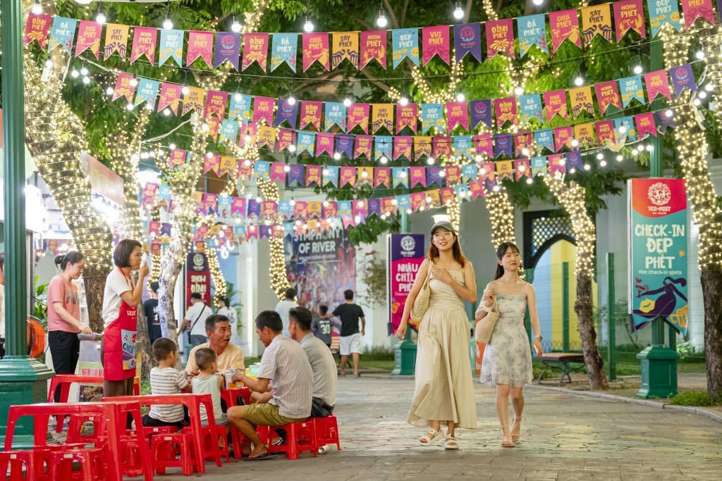 Chợ đêm Vui Phết hứa hẹn sẽ nối dài trải nghiệm của du khách tại Da Nang Downtown mùa hè này.