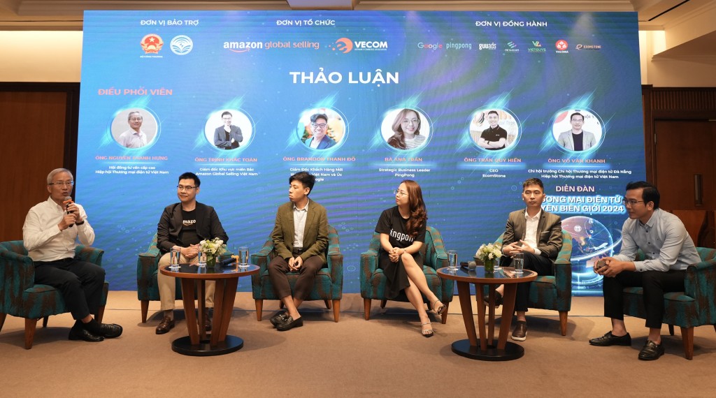 Tọa đàm thảo luận về sáng kiến của các tổ chức và cộng đồng doanh nghiệp thúc đẩy TMĐT xuyên biên giới với sự trao đổi từ đại diện các bên: Amazon Global Selling Việt Nam, Google, PingPong, EcomStone, Chi hội TMĐT Đà Nẵng VECOM