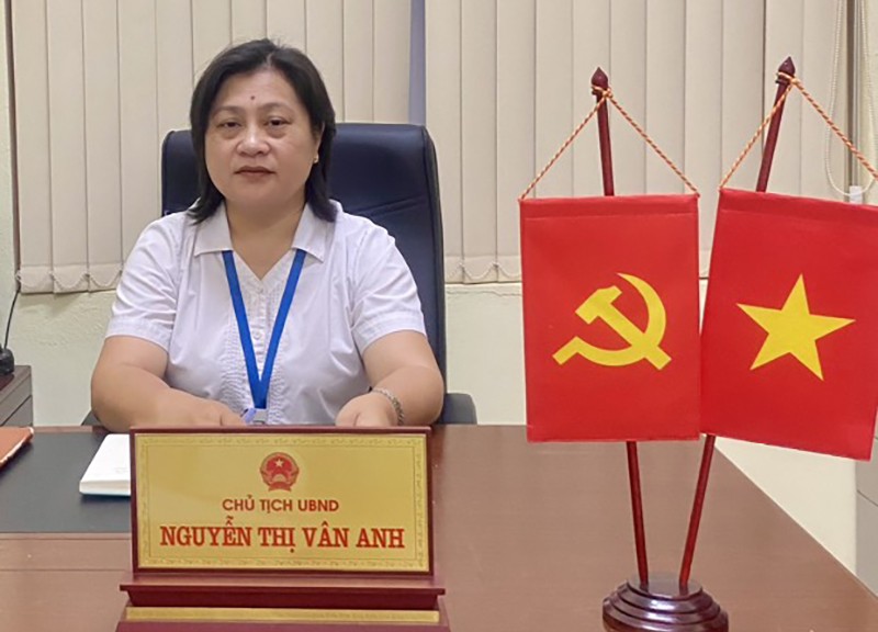 Chủ tịch UBND phường Văn Miếu Nguyễn Thị Vân Anh