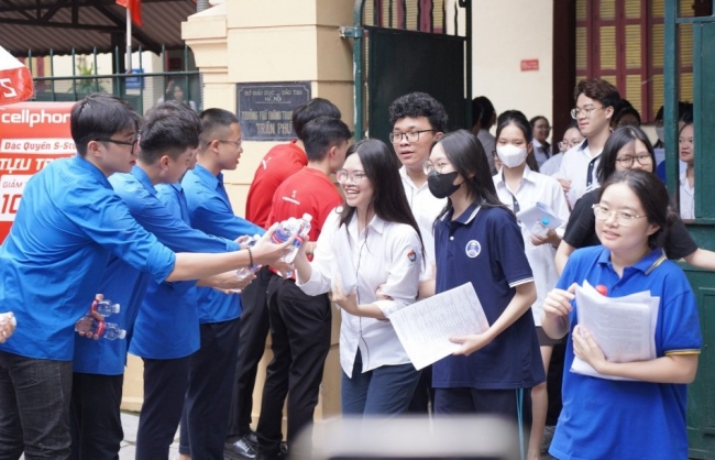 Hà Nội điều động gần 600 giáo viên chấm thi tốt nghiệp THPT