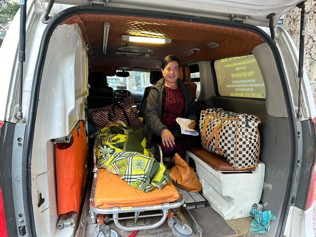 Dấu mốc 10.000km cho hàng nghìn chuyến xe đưa người bệnh về với gia đình sau quá trình điều trị tại Bệnh viện Dấu mốc 10.000km cho hàng nghìn chuyến xe đưa người bệnh về với gia đình sau quá trình điều trị tại Bệnh viện