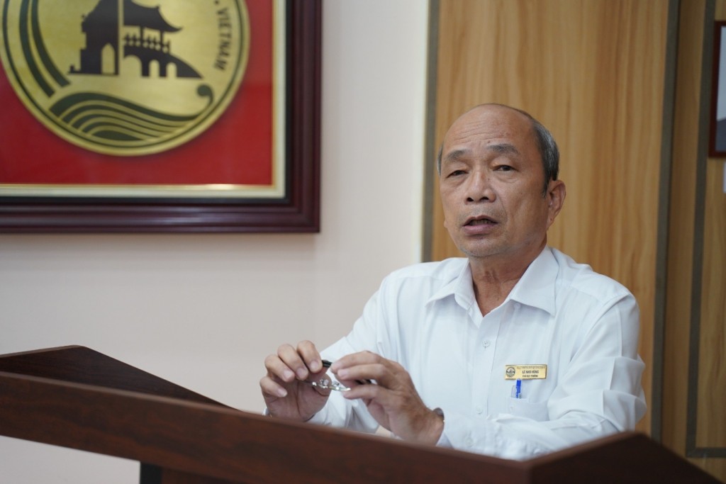 Ông Lê Nho Hùng, Phó Cục trưởng Cục Thống kê tỉnh Quảng Nam phát biểu tại buổi họp báo.