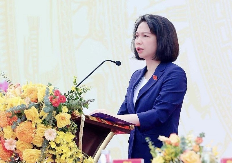 Phó Chủ tịch UBND thành phố Hà Nội Vũ Thu Hà phát biểu tại buổi lễ. 