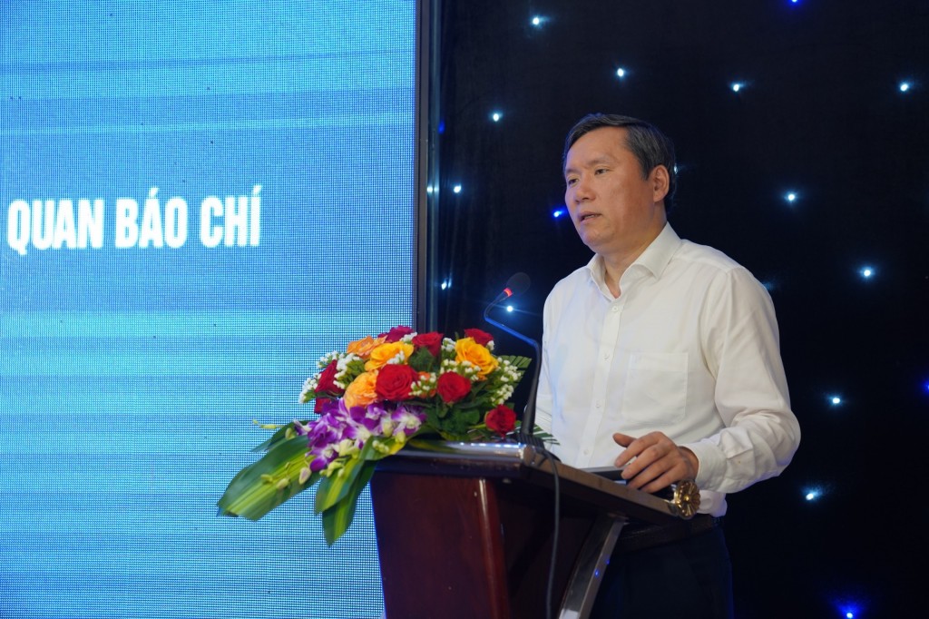 GS.TS Lê Văn Lợi, Phó Giám đốc Học viện Chính trị Quốc gia Hồ Chí Minh, Trưởng Ban điều hành “Đề án giáo dục quyền con người”