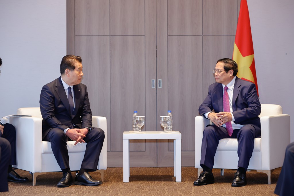 Thủ tướng đề nghị tập đoàn nghiên cứu tham gia các dự án nhiệt điện LNG ở Thanh Hóa, Nghệ An - Ảnh: VGP/Nhật Bắc