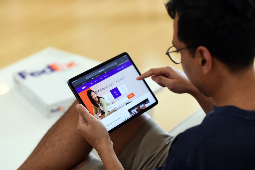 FedEx ra mắt bộ tài liệu mới nhất hướng dẫn vận hành thương mại điện tử xuyên biên giới