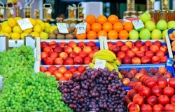 Cách chọn rau quả trái vụ an toàn