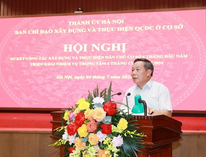 Phó Bí thư Thành ủy Nguyễn Văn Phong phát biểu chỉ đạo tại hội nghị. Ảnh: Đình Hiệp
