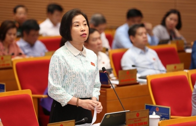 Không khí đặc biệt ở một kỳ họp thường lệ